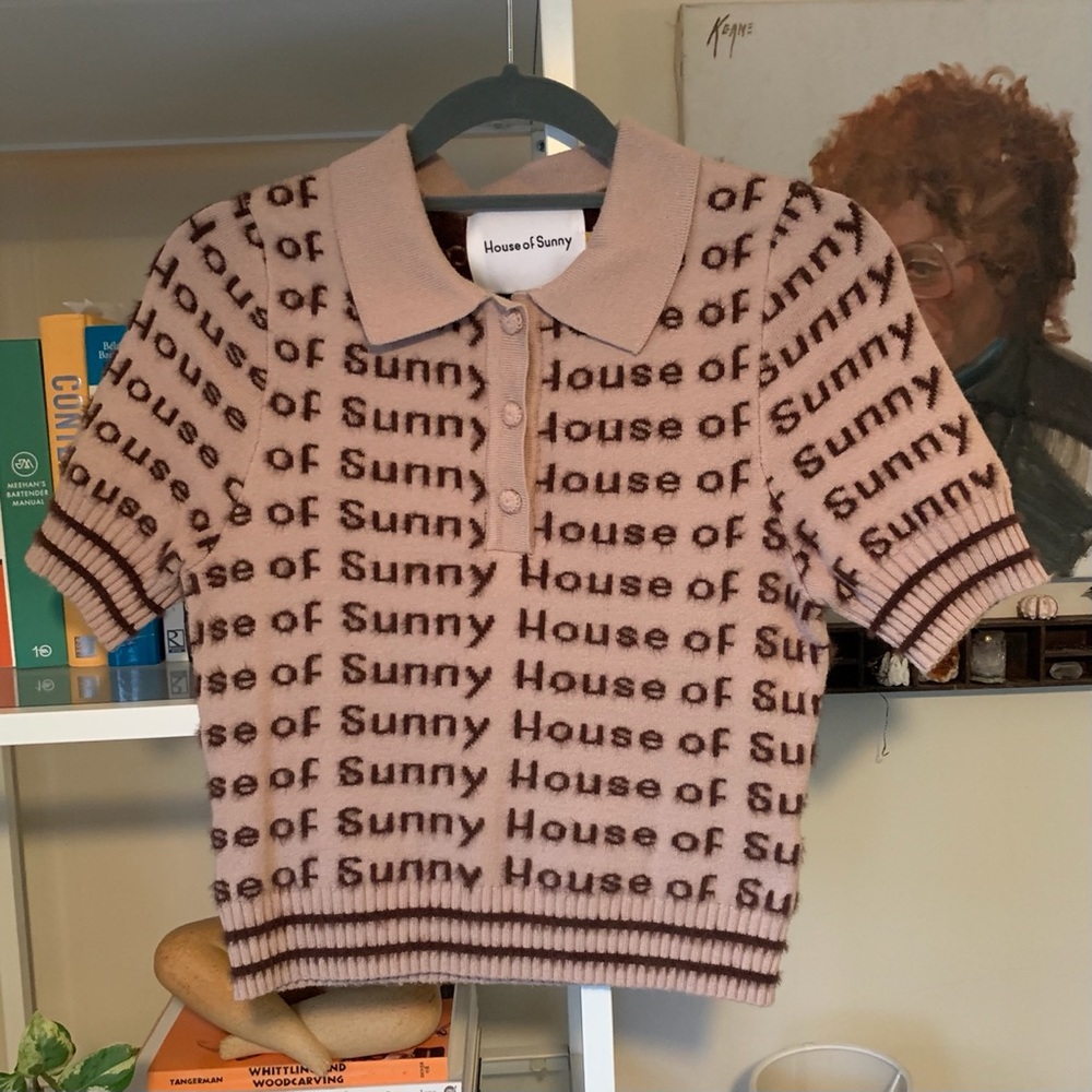 Cropped Knit Emblem Polo